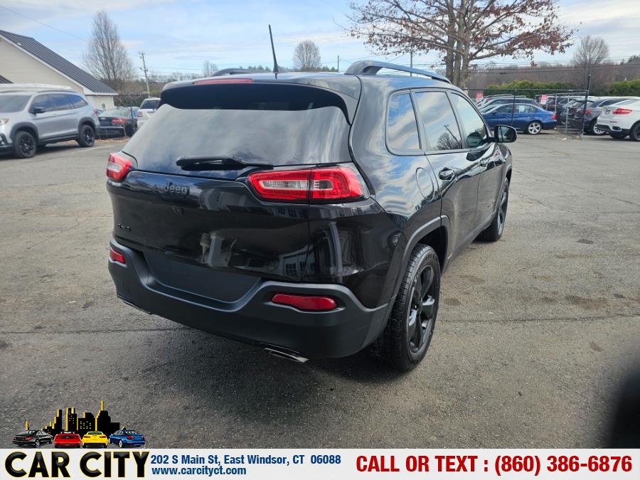 2016 Jeep Cherokee 4WD 4dr Latitude photo