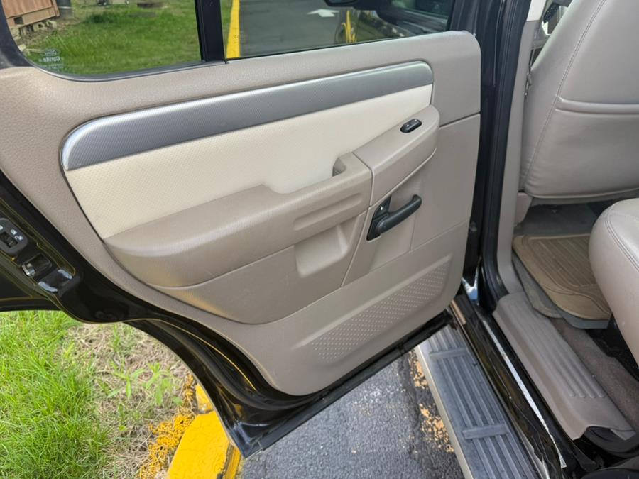 2003 Mercury Mountaineer  photo