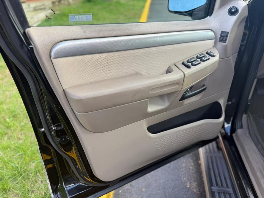 2003 Mercury Mountaineer  photo