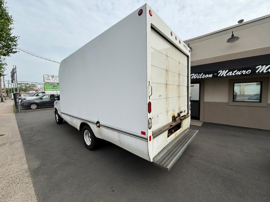 2013 Ford Econoline Commercial Cutaway E-350 Super Duty 158