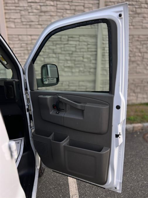 2018 Chevrolet Express Cargo Van RWD 2500 155