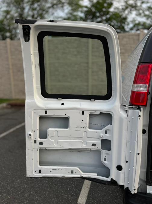 2018 Chevrolet Express Cargo Van RWD 2500 155