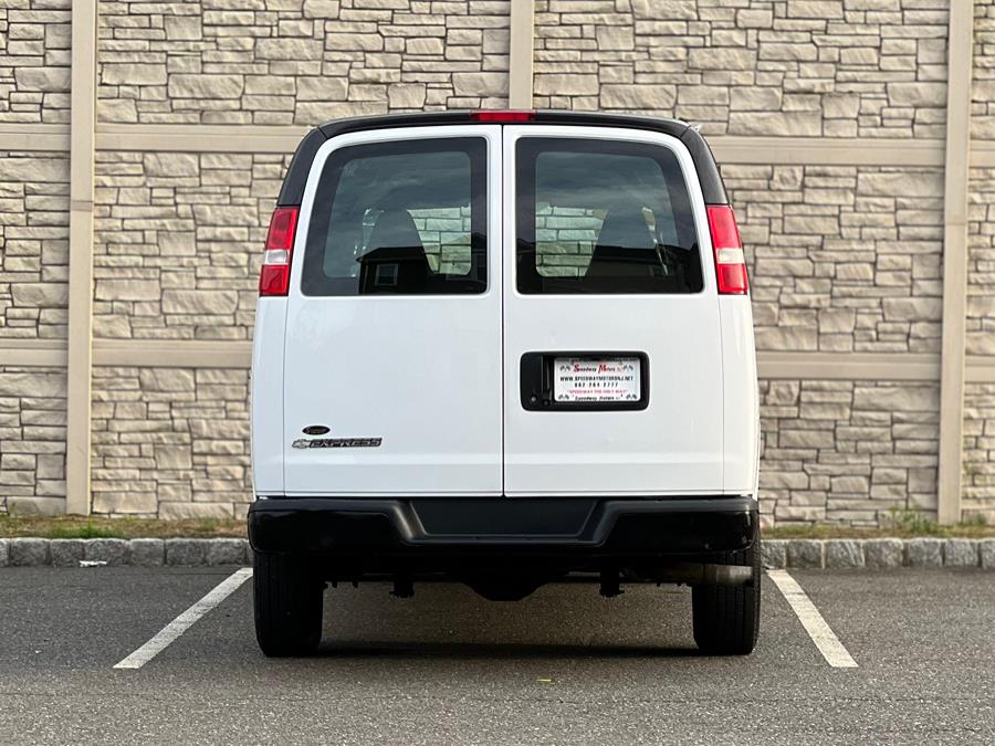 2018 Chevrolet Express Cargo Van RWD 2500 155