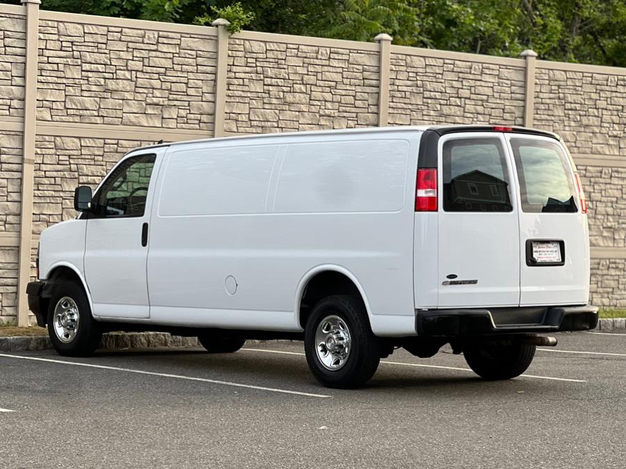 2018 Chevrolet Express Cargo Van RWD 2500 155