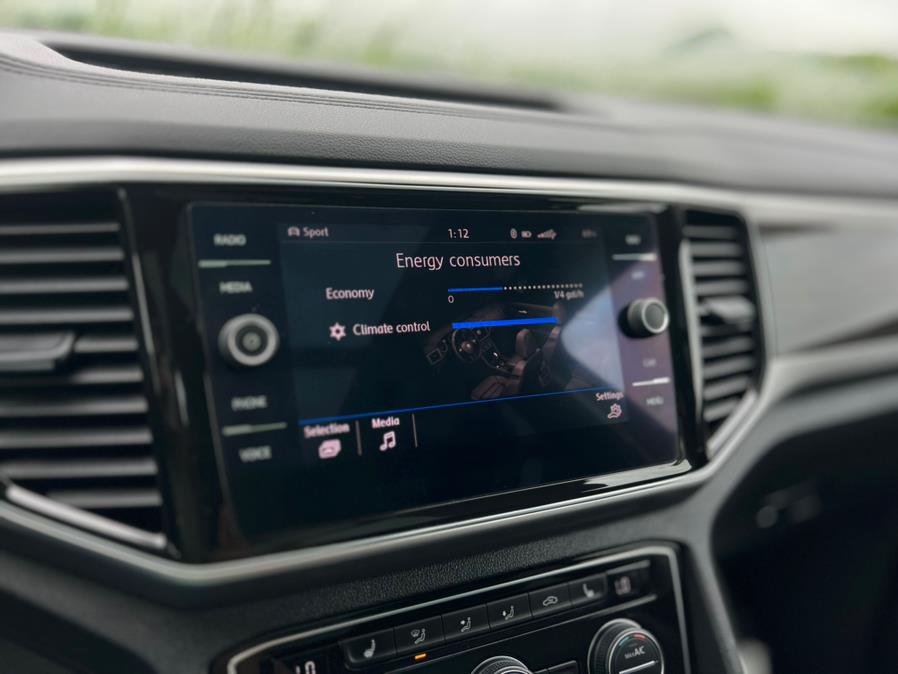 2019 Volkswagen Atlas 3.6L V6 SEL R-Line 4MOTION photo
