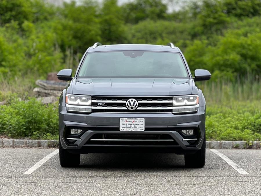 2019 Volkswagen Atlas 3.6L V6 SEL R-Line 4MOTION photo