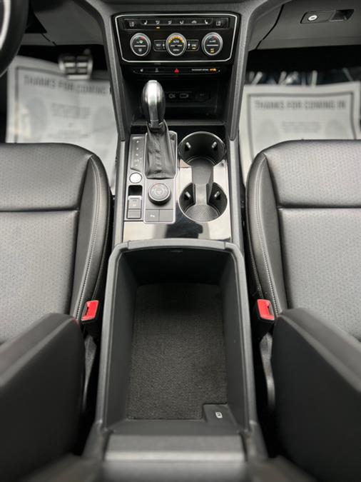 2019 Volkswagen Atlas 3.6L V6 SEL R-Line 4MOTION photo