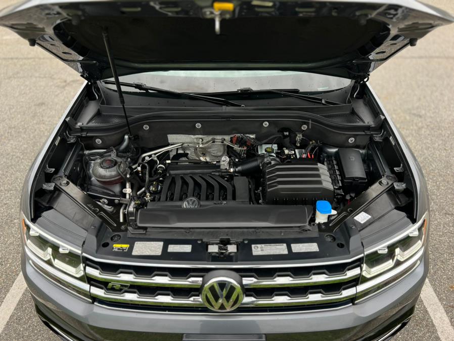 2019 Volkswagen Atlas 3.6L V6 SEL R-Line 4MOTION photo