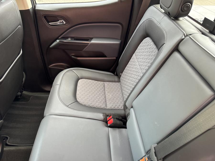 2017 Chevrolet Colorado 4WD Crew Cab Z71 photo