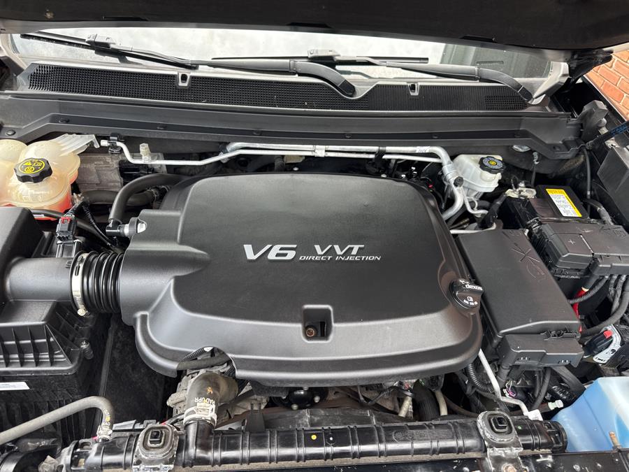 2017 Chevrolet Colorado 4WD Crew Cab Z71 photo