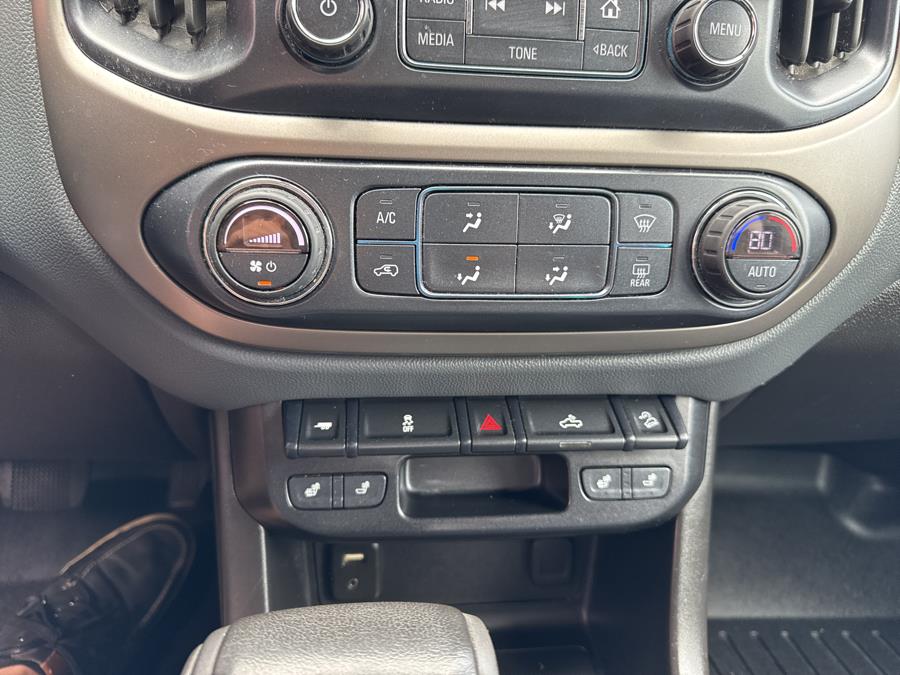 2017 Chevrolet Colorado 4WD Crew Cab Z71 photo