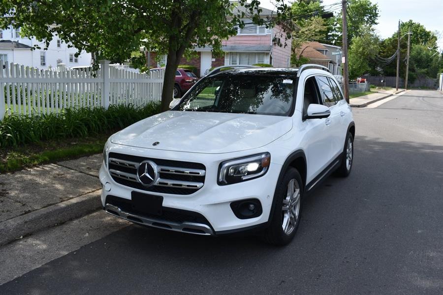2020 Mercedes-Benz GLB GLB 250 photo