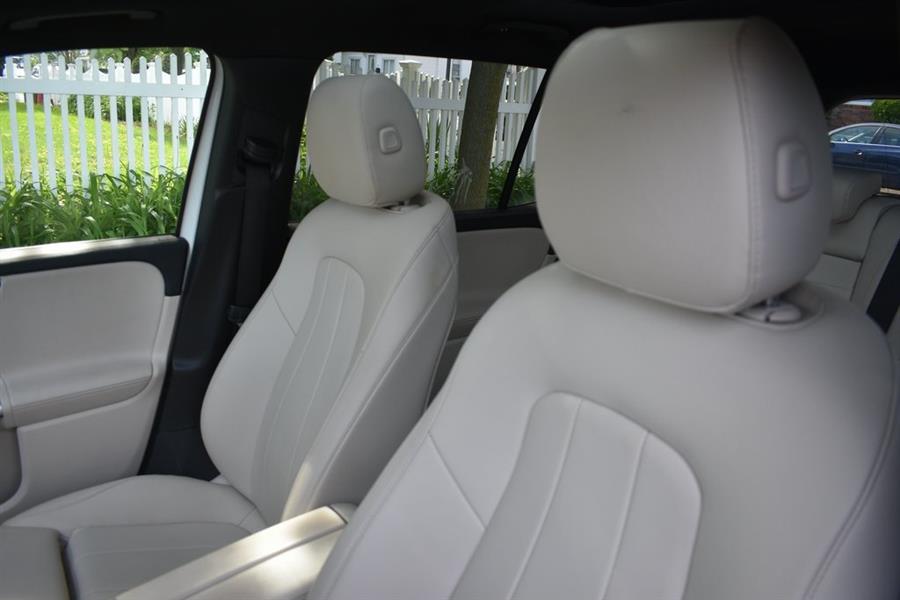 2020 Mercedes-Benz GLB GLB 250 photo