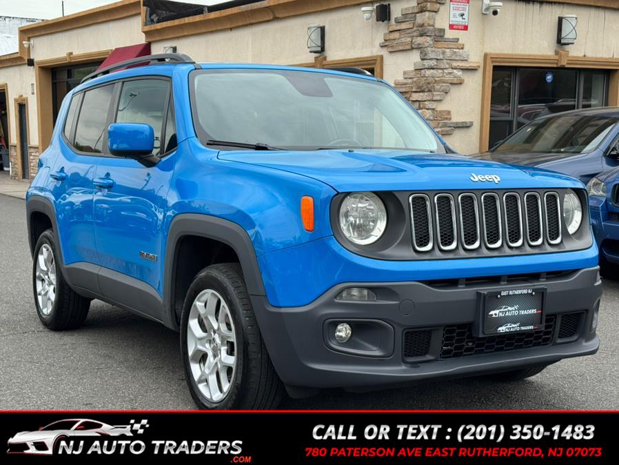 2015 Jeep Renegade 4WD 4dr Latitude photo