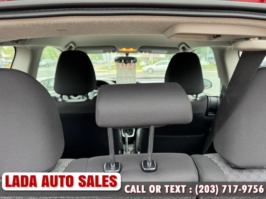 2015 Toyota Yaris 3dr Liftback Auto L (Natl) photo