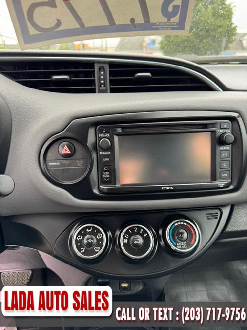 2015 Toyota Yaris 3dr Liftback Auto L (Natl) photo
