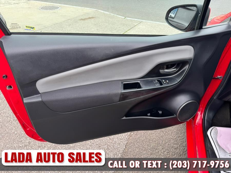 2015 Toyota Yaris 3dr Liftback Auto L (Natl) photo