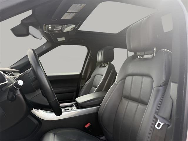 2020 Land Rover Range Rover Sport HSE photo