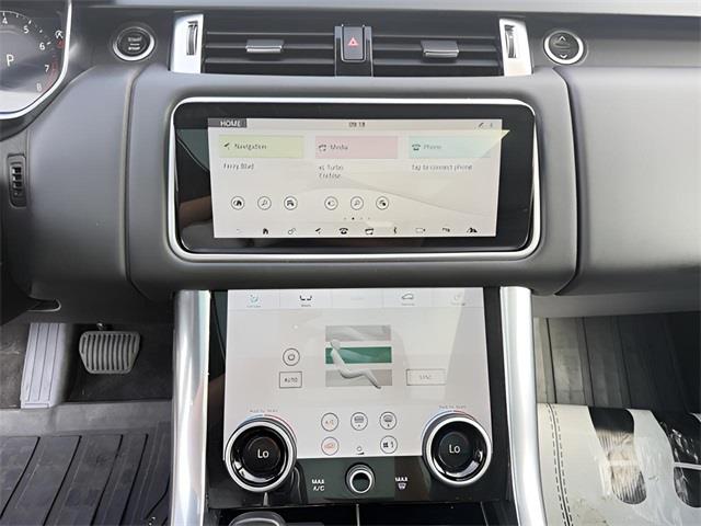 2020 Land Rover Range Rover Sport HSE photo