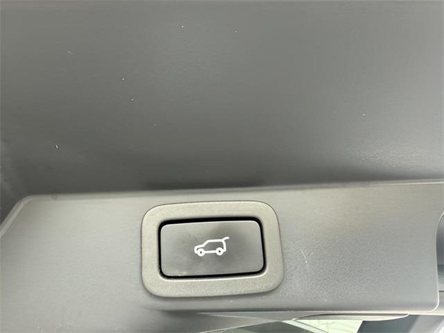 2020 Land Rover Range Rover Sport HSE photo