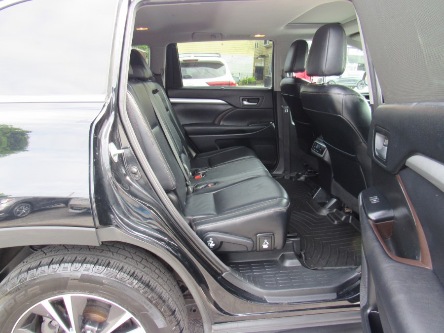 2016 Toyota Highlander XLE photo