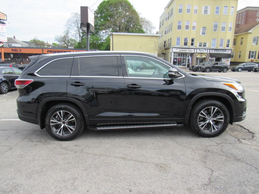 2016 Toyota Highlander XLE photo