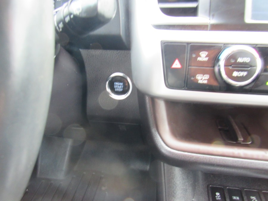 2016 Toyota Highlander XLE photo