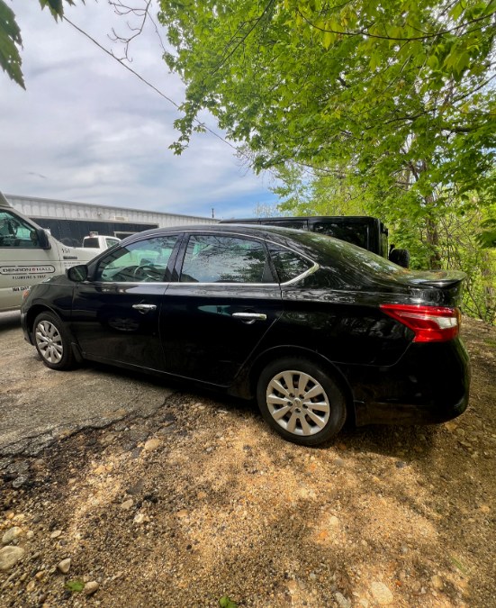 2016 Nissan Sentra 4dr Sdn I4 CVT SV photo