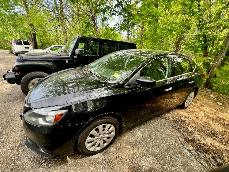 2016 Nissan Sentra 4dr Sdn I4 CVT SV photo