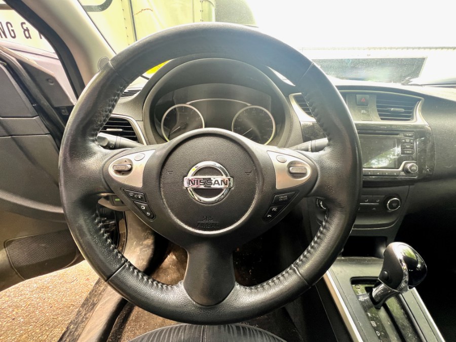 2016 Nissan Sentra 4dr Sdn I4 CVT SV photo