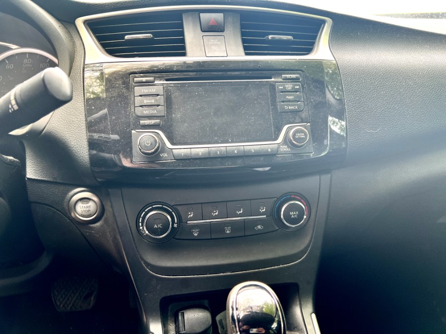 2016 Nissan Sentra 4dr Sdn I4 CVT SV photo