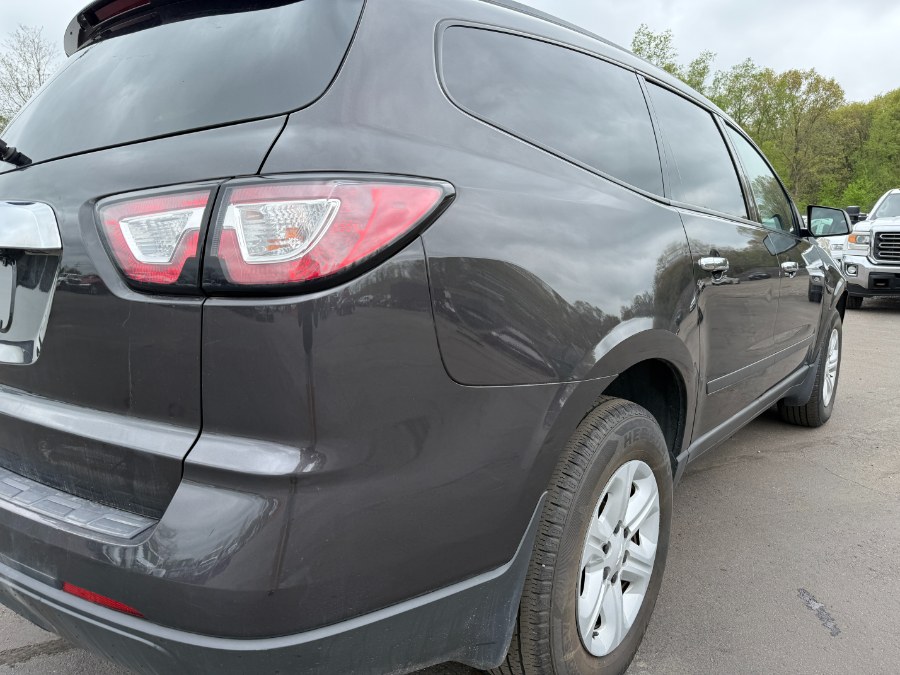 2017 Chevrolet Traverse AWD 4dr LS photo