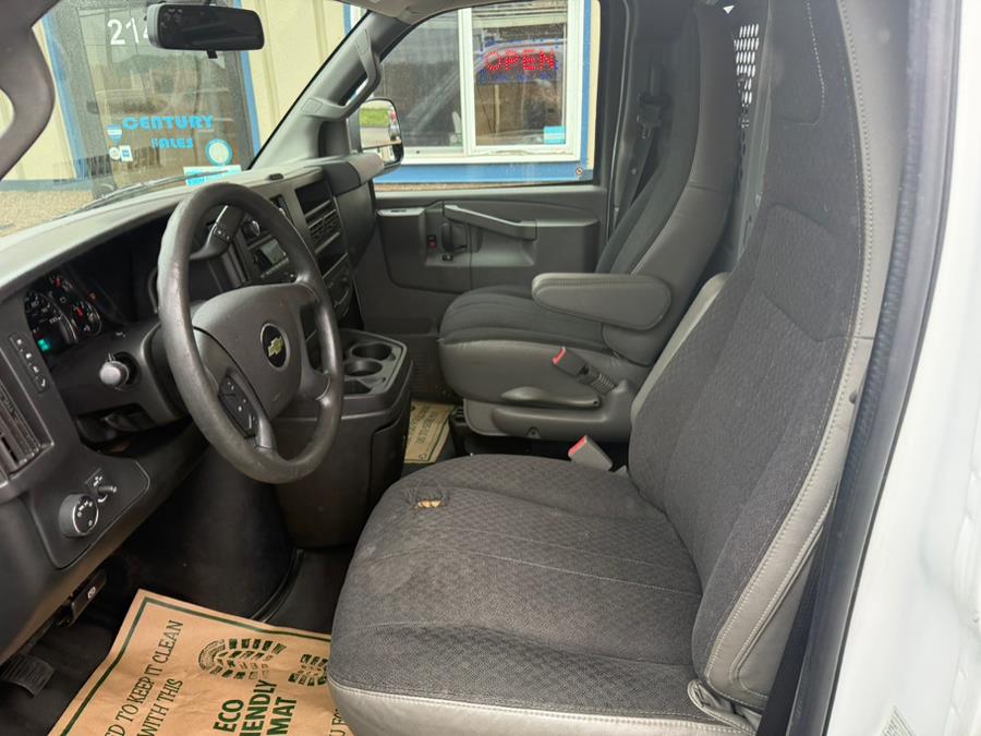 2018 Chevrolet Express Cargo Van RWD 2500 135