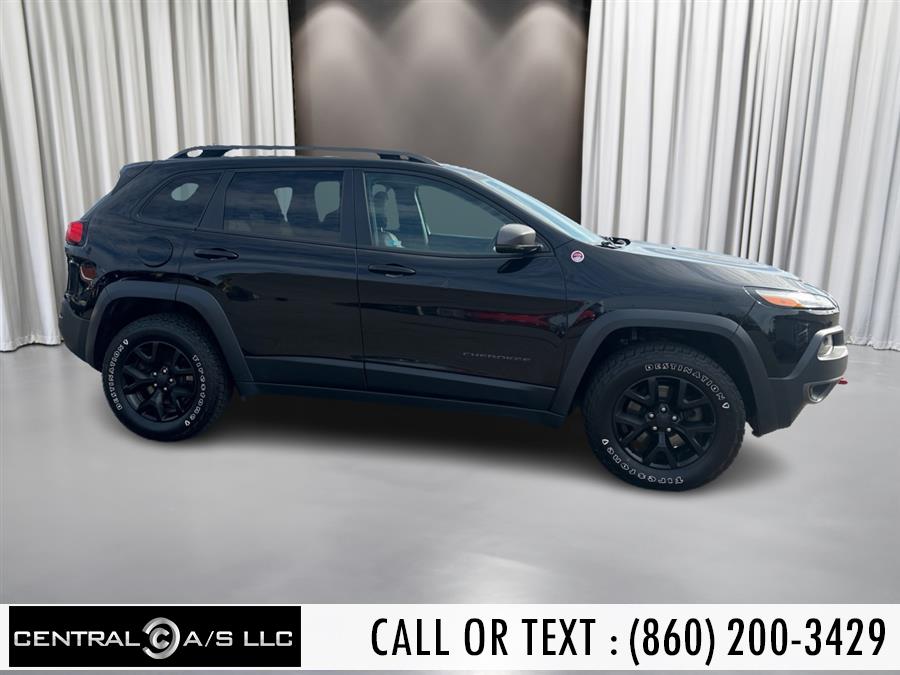 2017 Jeep Cherokee Trailhawk L Plus 4x4 photo