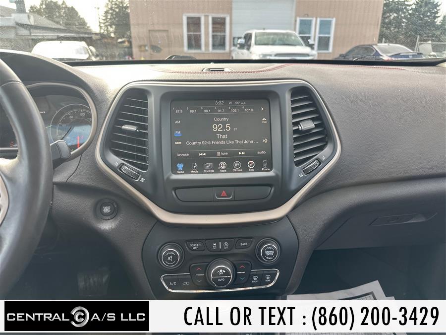 2017 Jeep Cherokee Trailhawk L Plus 4x4 photo