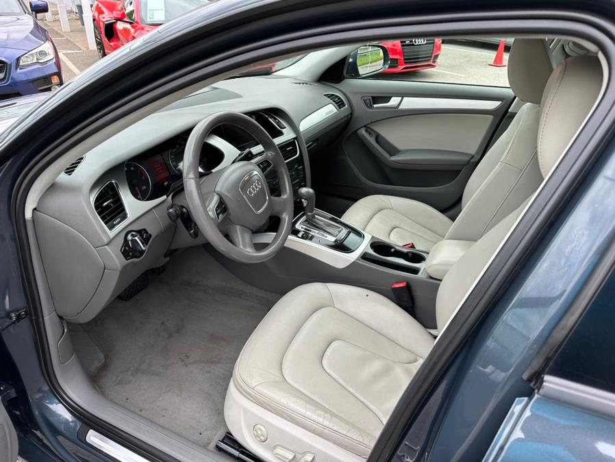 2010 Audi A4 2.0T quattro Premium photo
