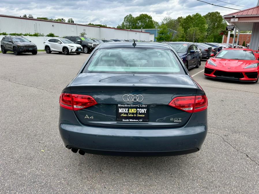 2010 Audi A4 2.0T quattro Premium photo