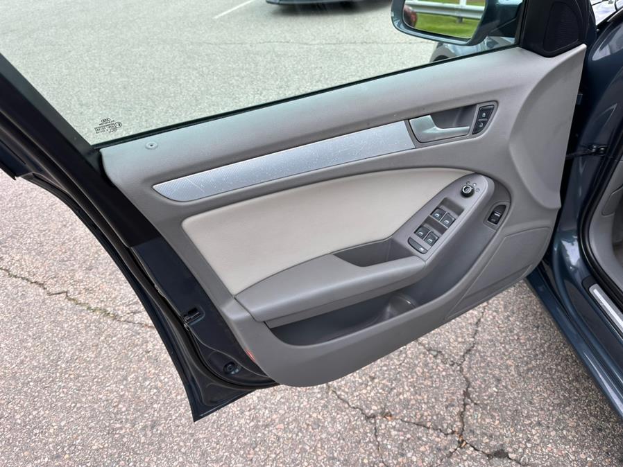 2010 Audi A4 2.0T quattro Premium photo