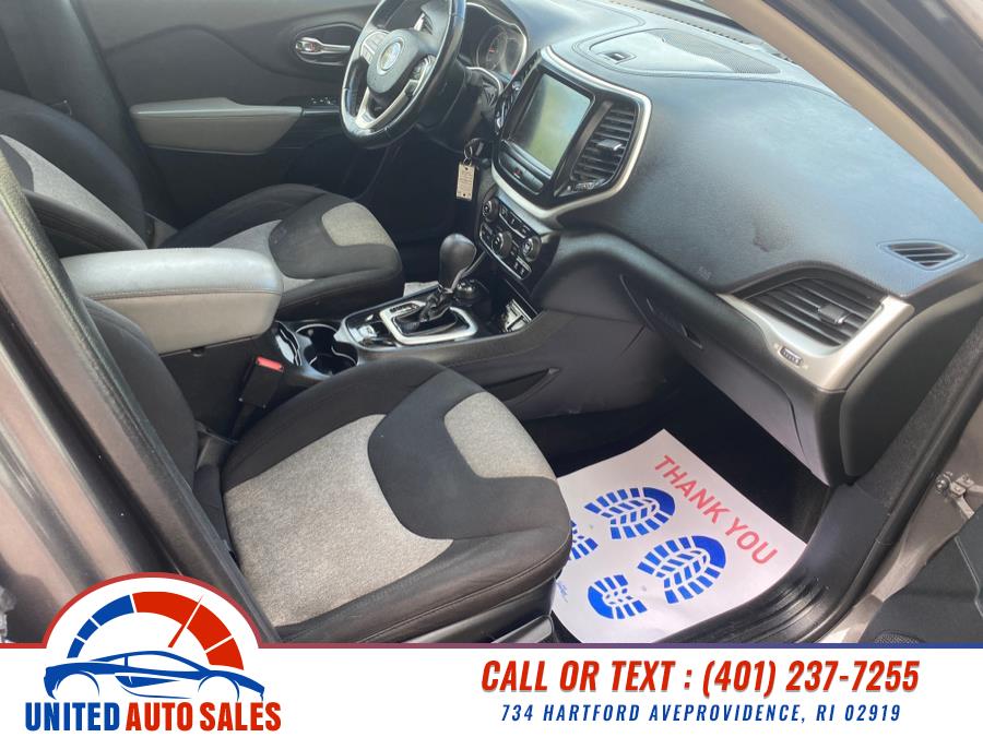 2014 Jeep Cherokee Latitude photo