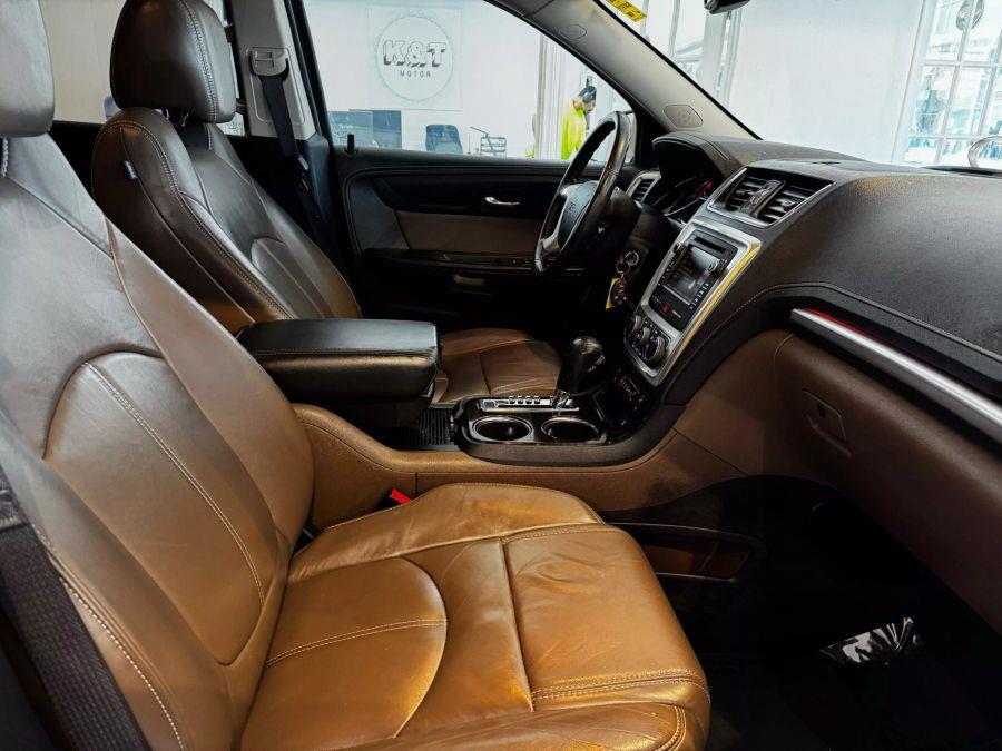 2014 GMC Acadia SLT-1 photo