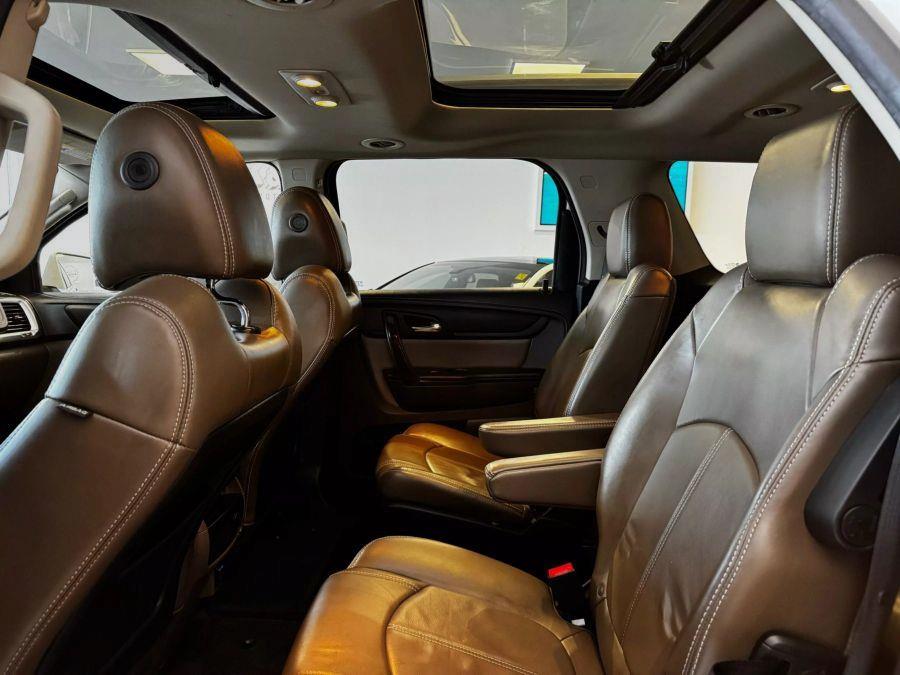 2014 GMC Acadia SLT-1 photo