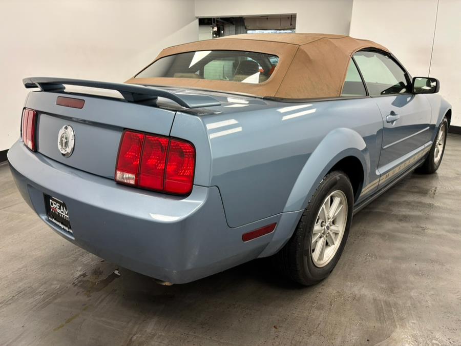 2006 Ford Mustang V6 Standard photo