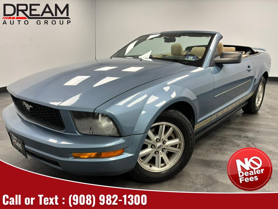 2006 Ford Mustang V6 Standard photo