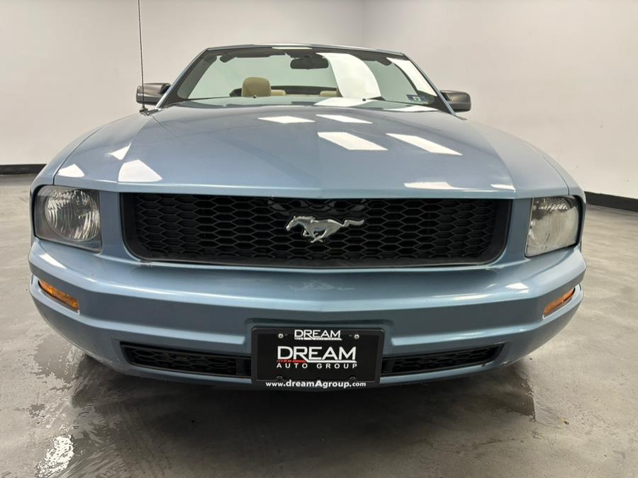 2006 Ford Mustang V6 Standard photo