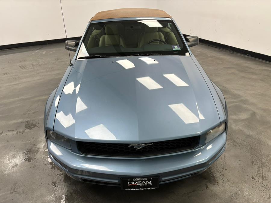 2006 Ford Mustang V6 Standard photo