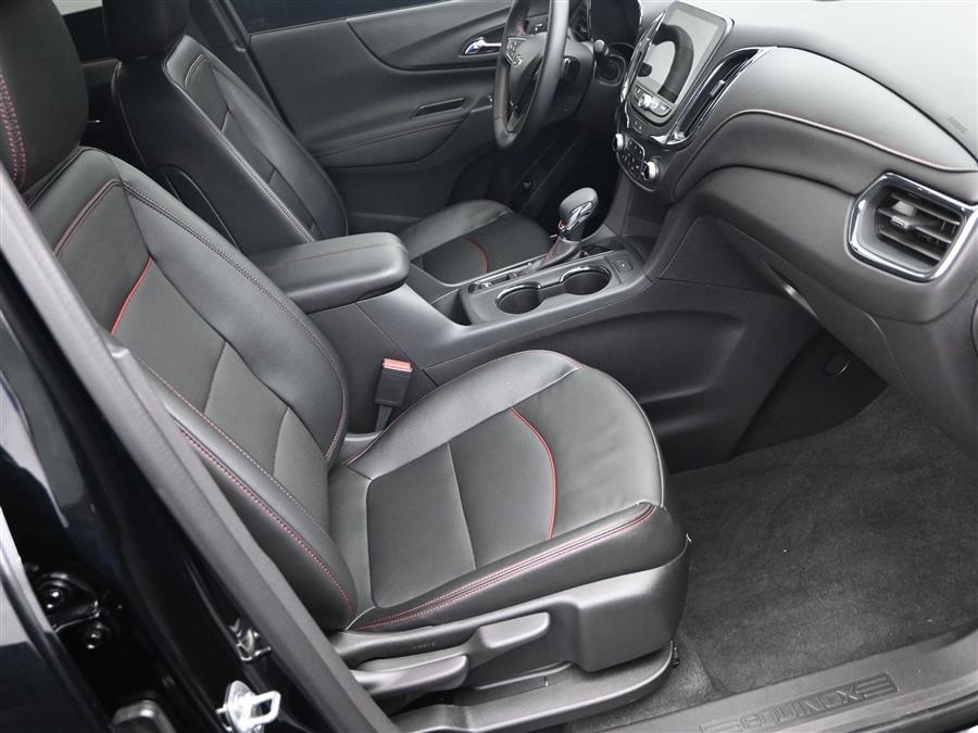 2024 Chevrolet Equinox RS photo