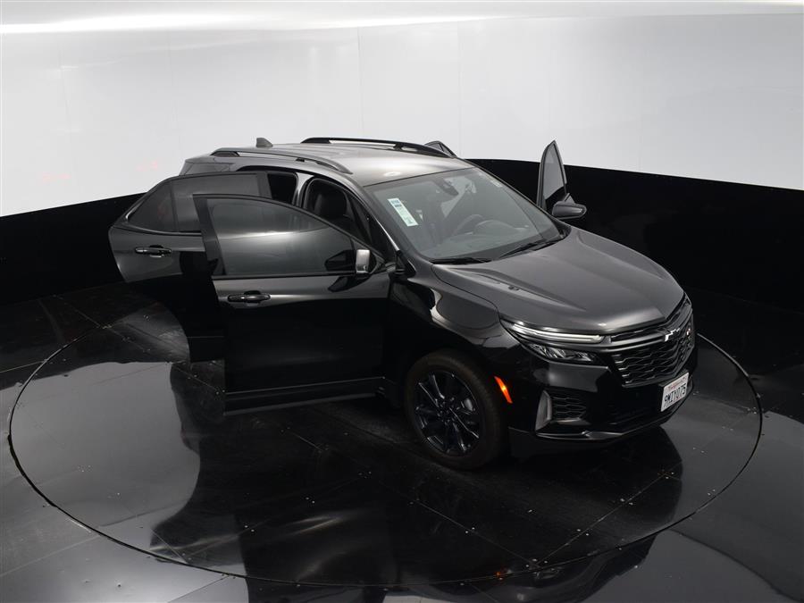 2024 Chevrolet Equinox RS photo