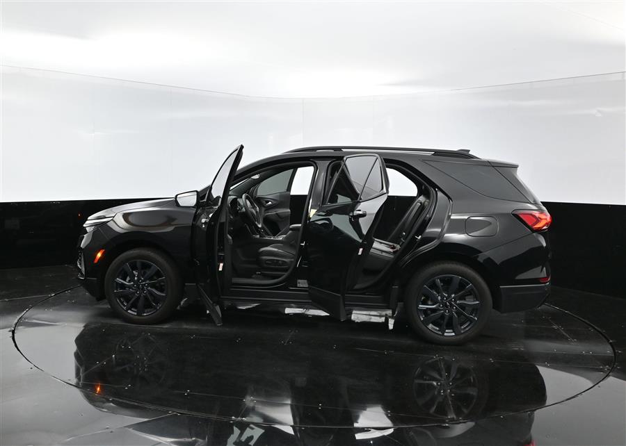 2024 Chevrolet Equinox RS photo