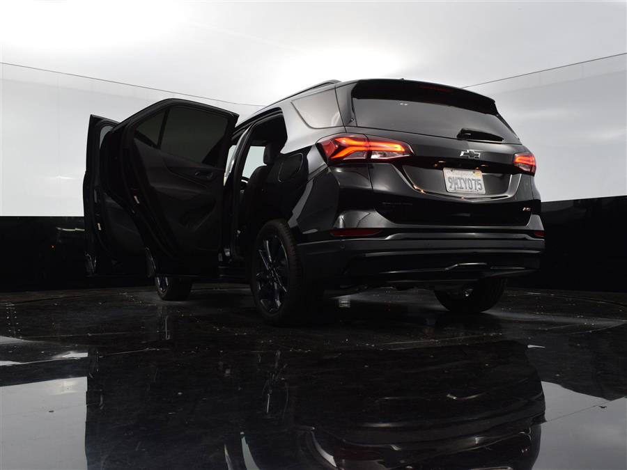 2024 Chevrolet Equinox RS photo