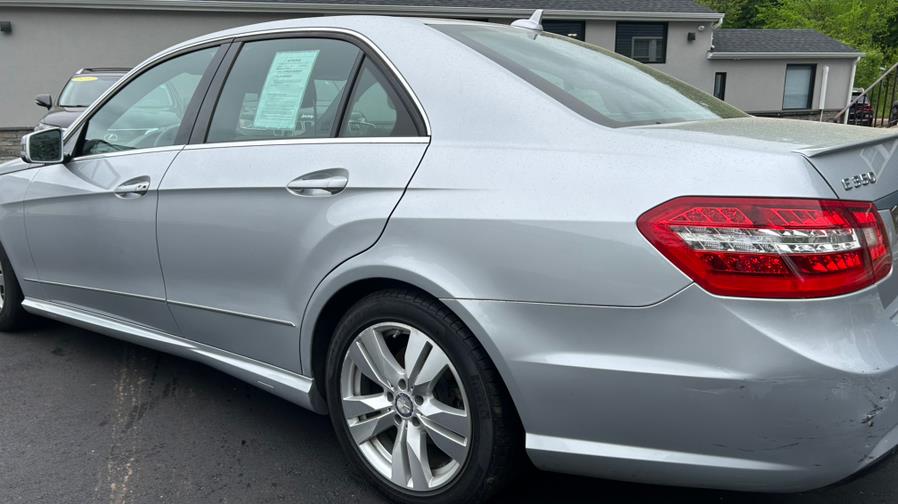 2011 Mercedes-Benz E-Class E350 4MATIC Luxury photo